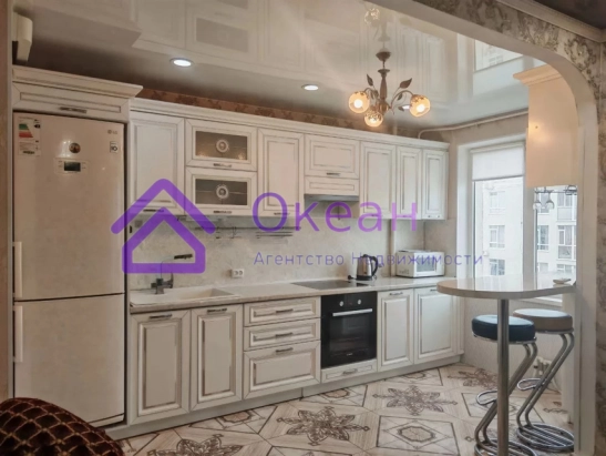 2-к. квартира, 64 м², 8/10 эт.